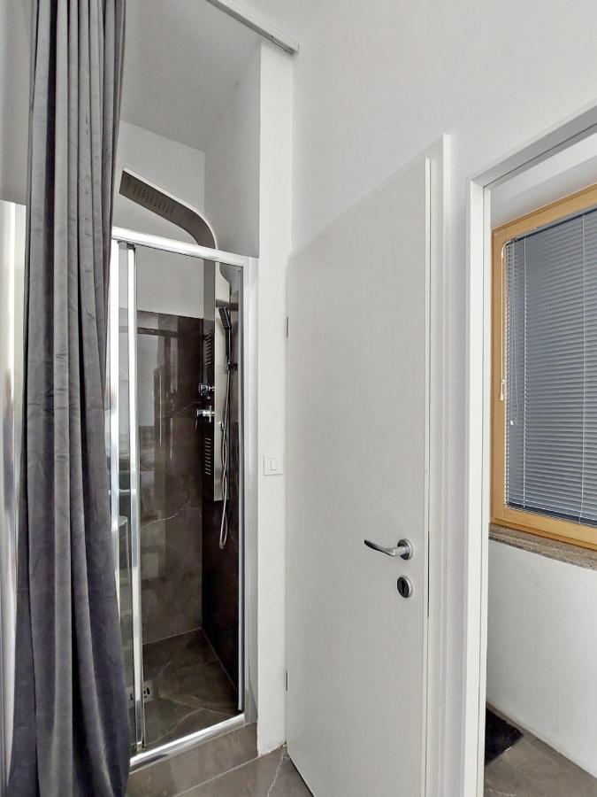 Rose Valley, Modern & Apartma *