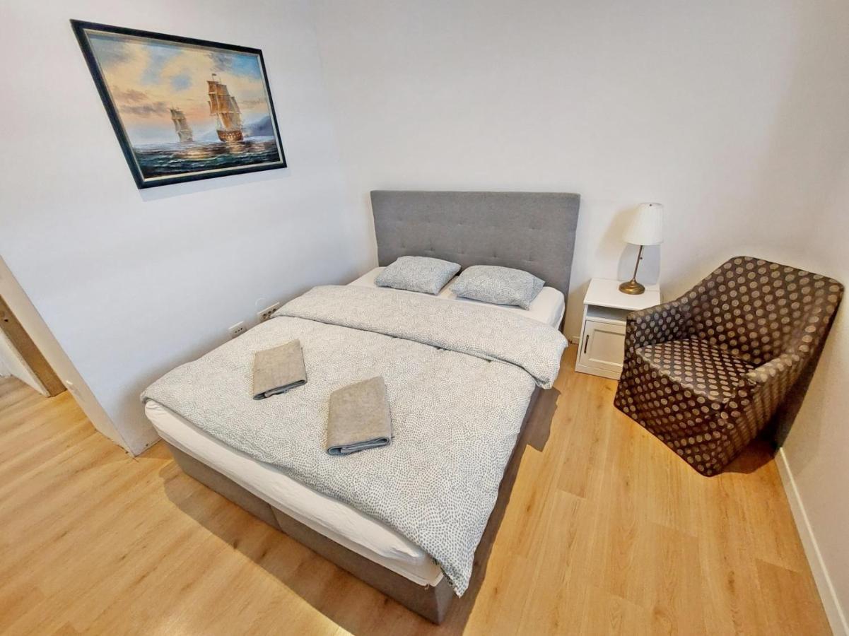 Apartma Rose Valley, Modern & *