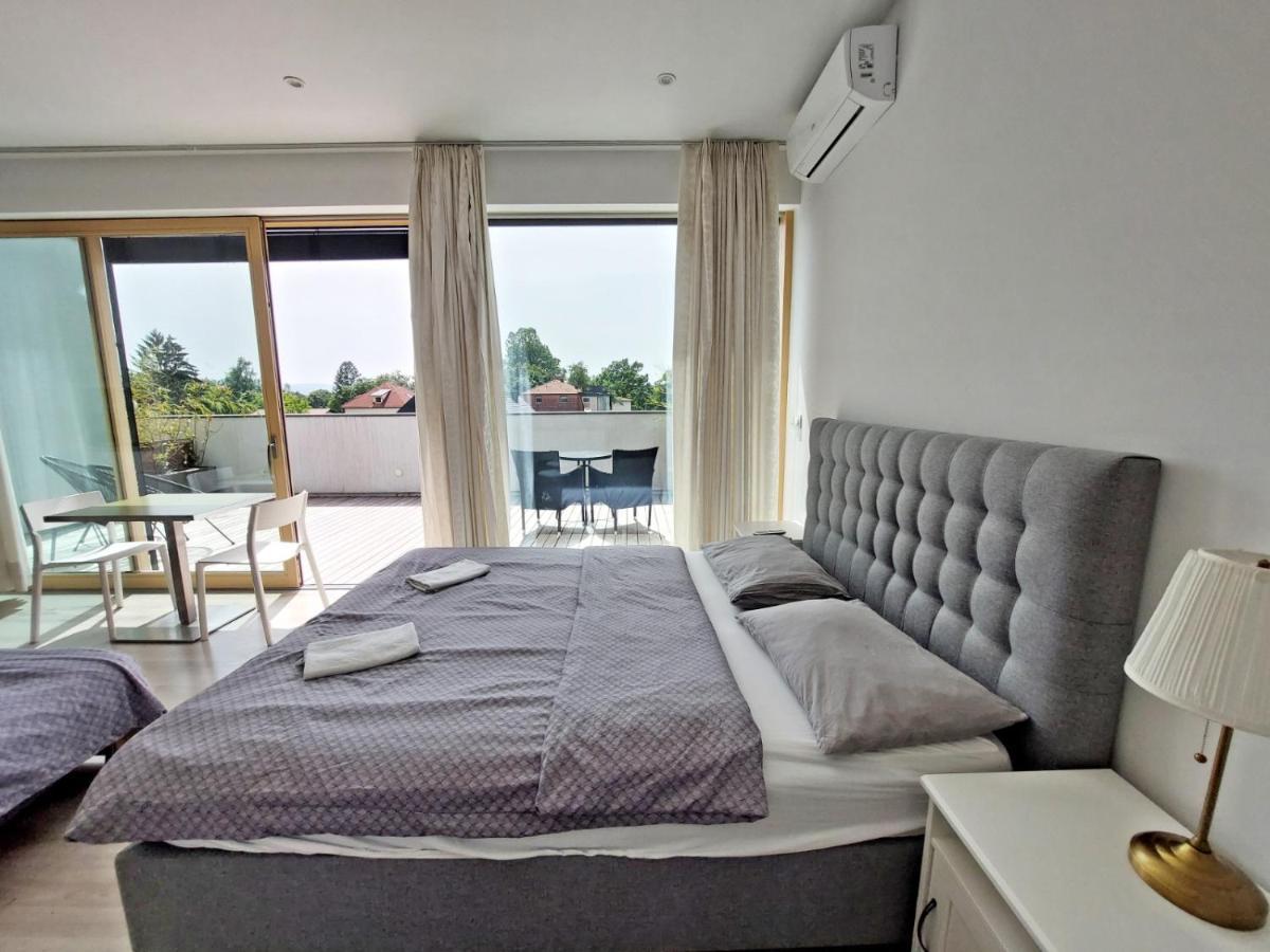 Apartma Rose Valley, Modern &