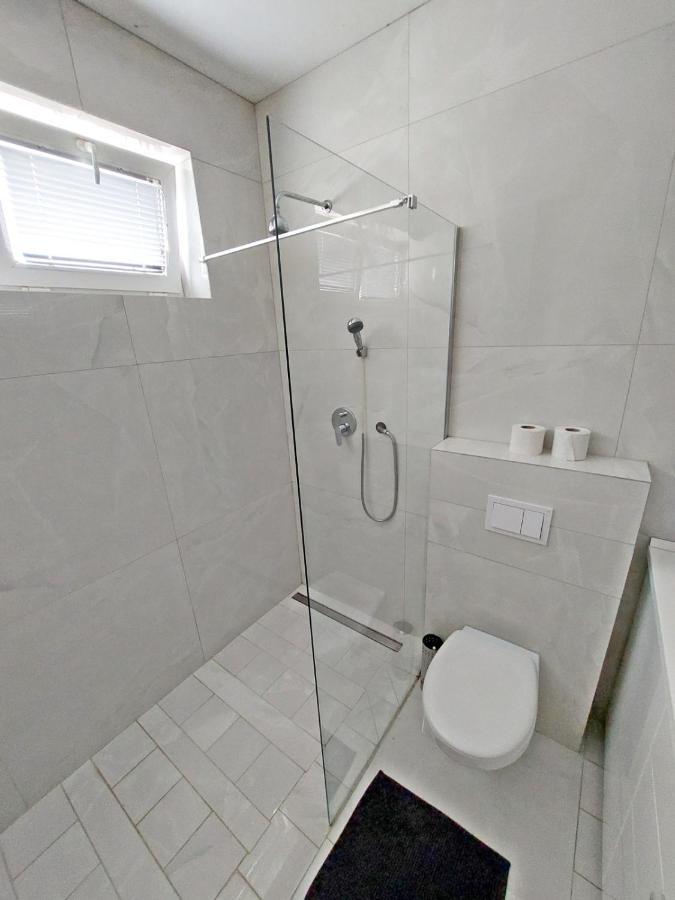 Rose Valley, Modern & Apartma *