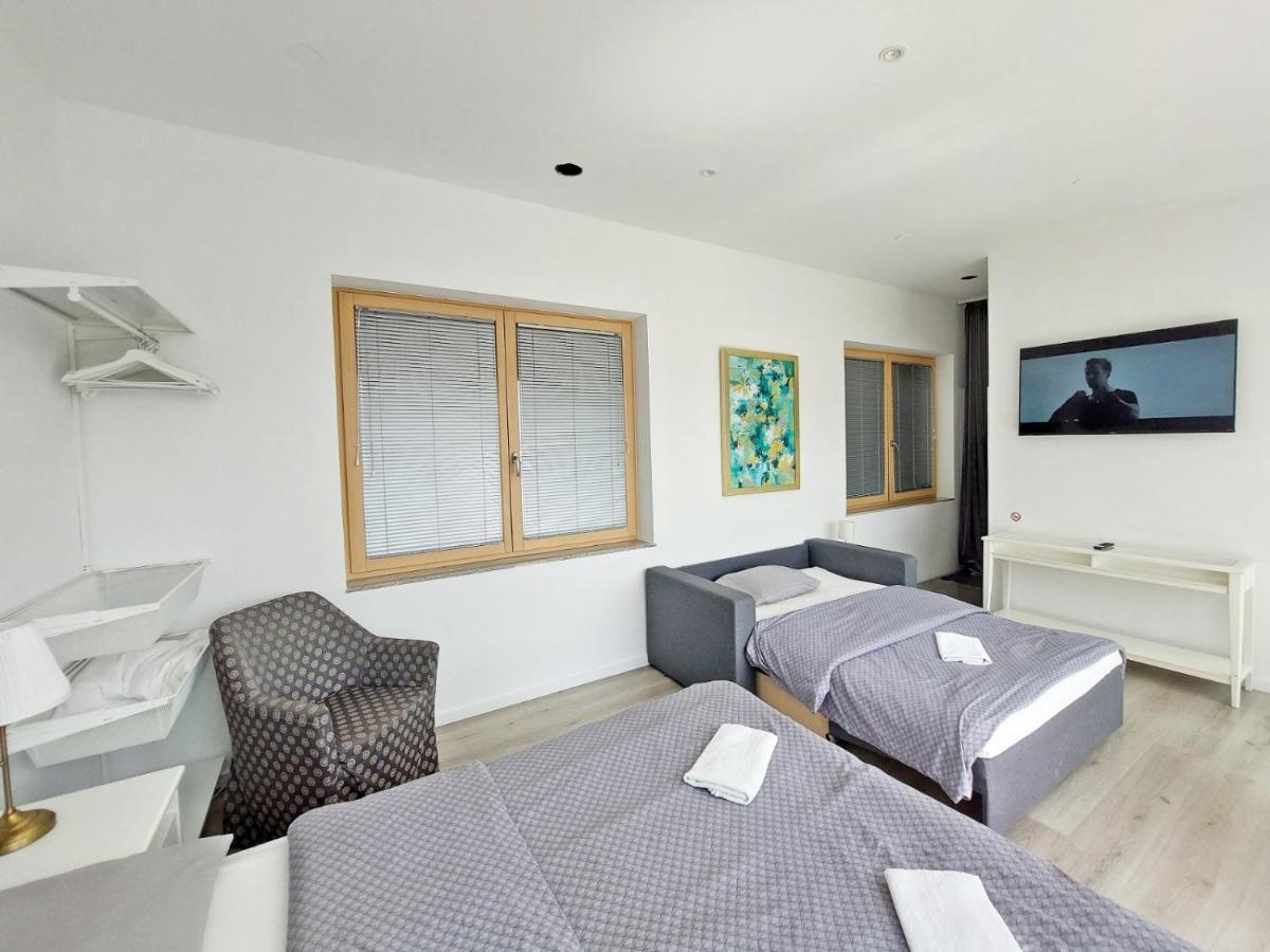 Apartma Rose Valley, Modern & Ljubljana